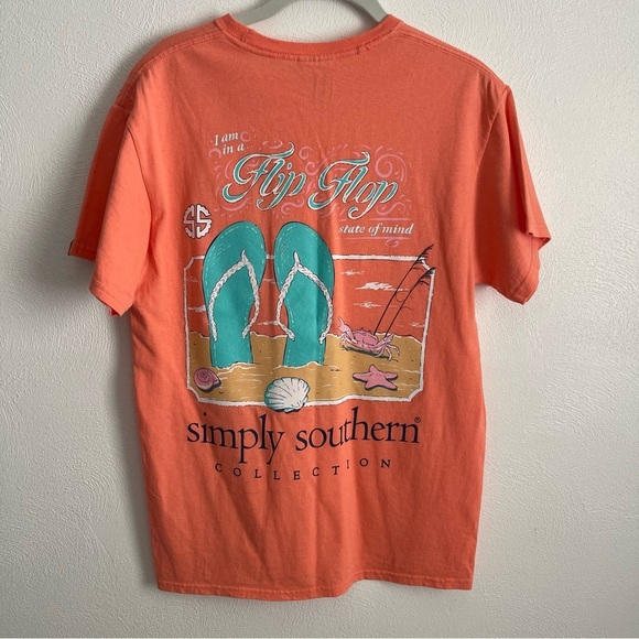 Simply Southern graphic short sleeve t-shirt flip flops beach size medium - Picture 1 of 10